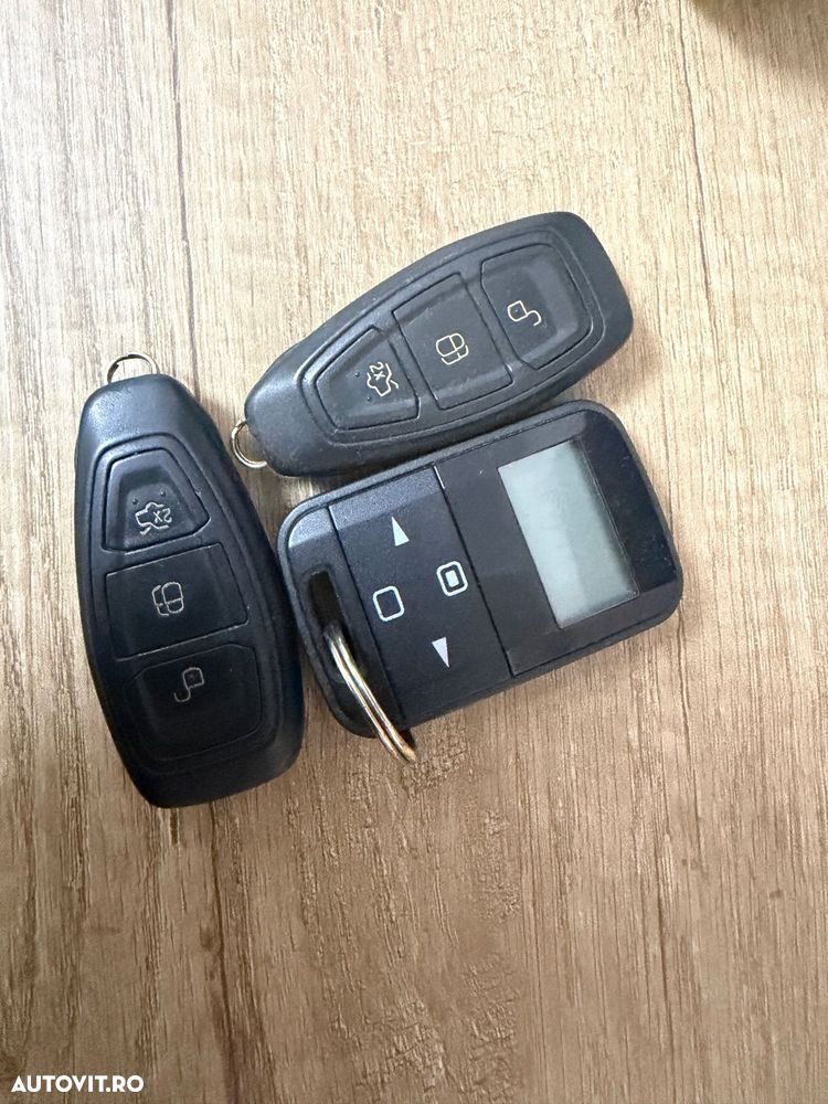 Ford Kuga 2.0 TDCi Powershift 4WD Titanium - 11