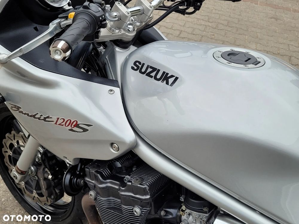 Suzuki Bandit - 20