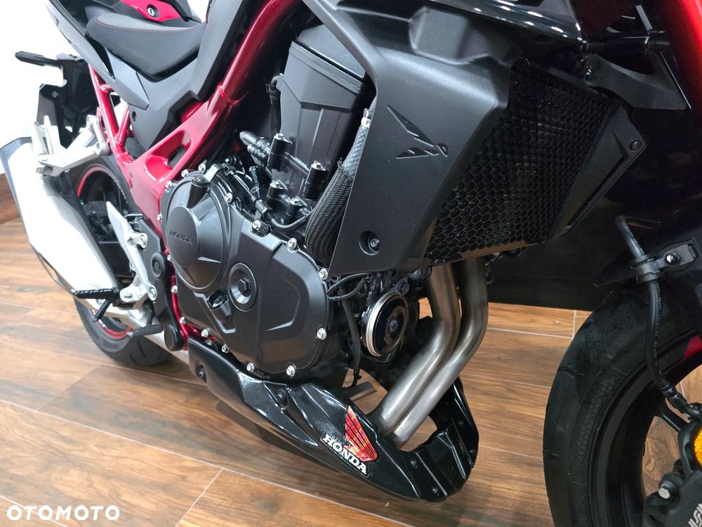 Honda Hornet - 19