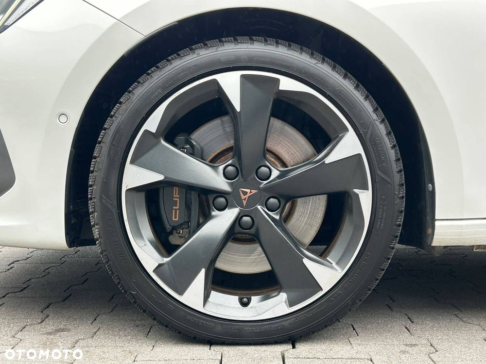Cupra Leon 2.0 TSI DSG - 41
