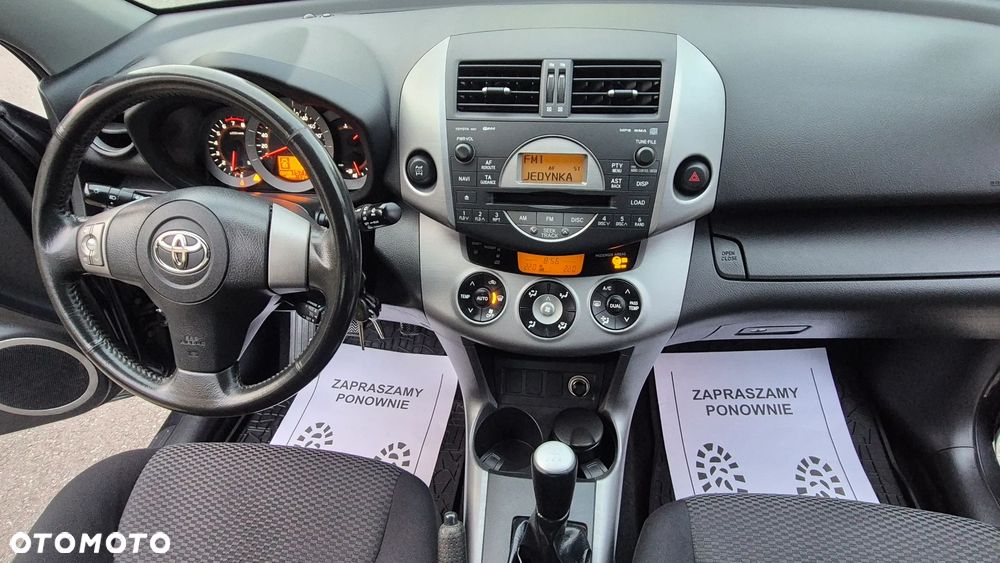 Toyota RAV4 2.0 4x4 Sol - 22