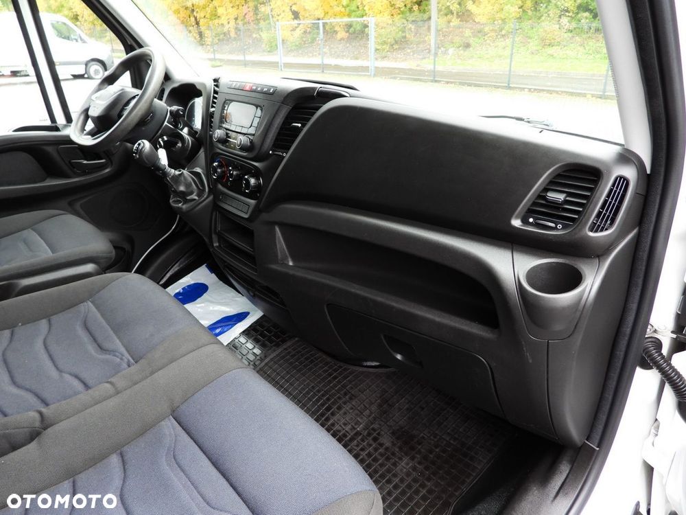 Iveco DAILY 35S18 PLANDEKA WINDA 8 PALET WEBASTO TEMPOMAT KLIMATYZACJA  180KM - 40