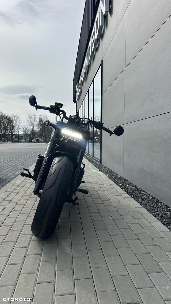 Harley-Davidson Sportster - 2