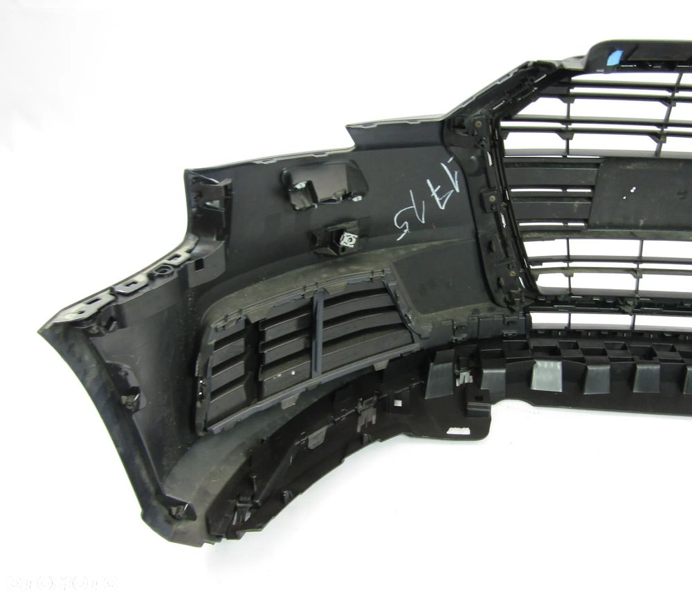 Zderzak przedni Audi A3 8V 16 - 20 Sprysk. Lakier LZ7S - 14
