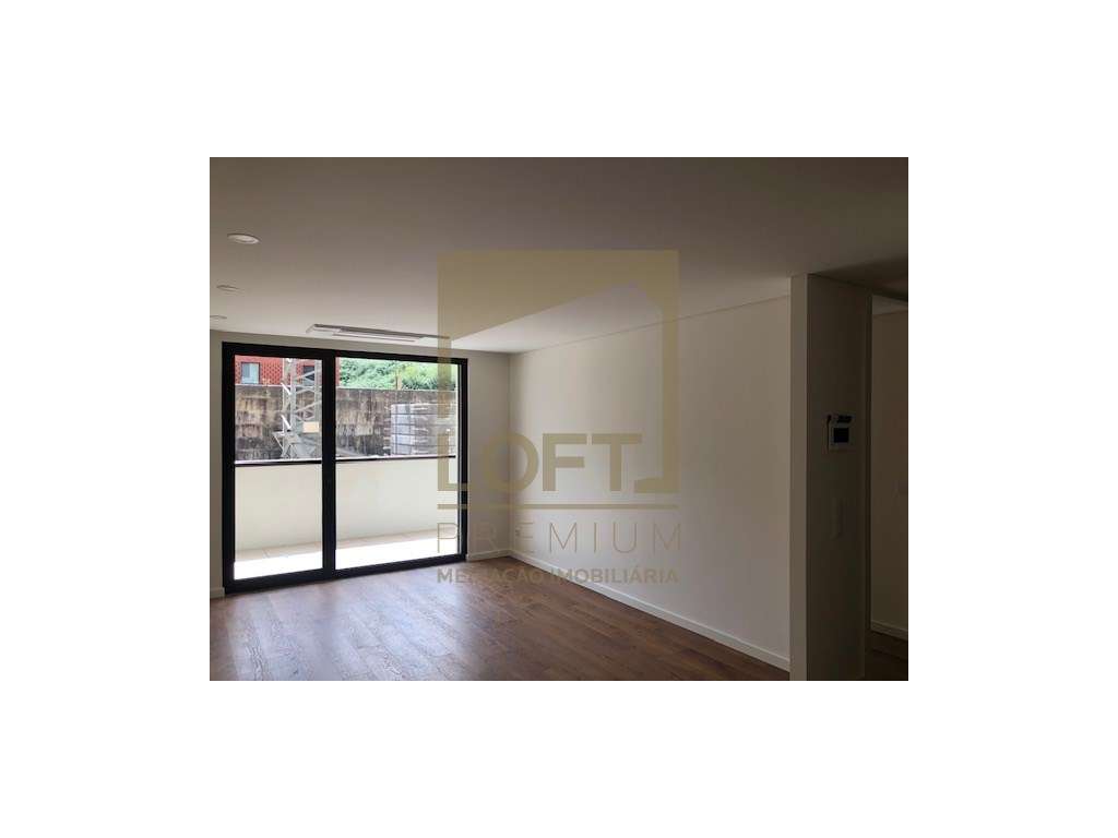 Apartamento T1 na Costa para Arrendar - Grande imagem: 3/18