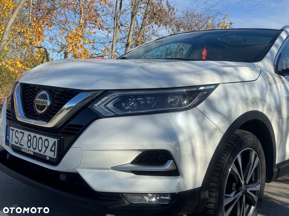 Nissan Qashqai 1.3 DIG-T TEKNA - 33