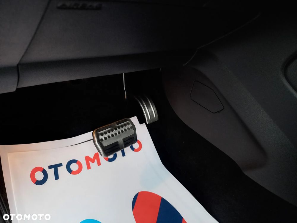 Ford Kuga 2.0 TDCi 4x4 ST-Line - 31