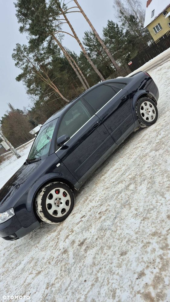 Audi A4 Limousine - 2