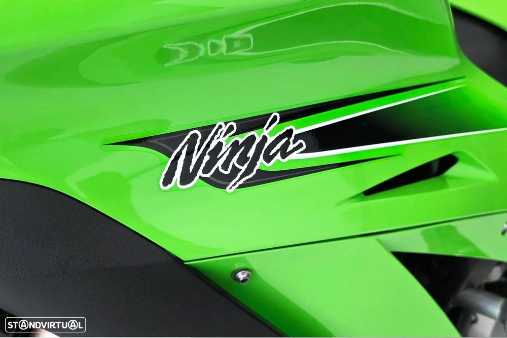 Kawasaki ZX - 9