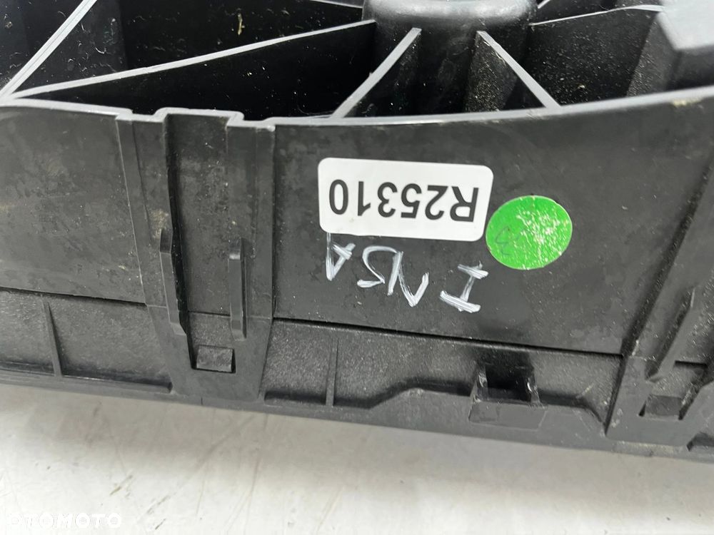 Skrzynka bezpieczników Opel Insignia A 08-17r. moduł BSI 13222782 - 8