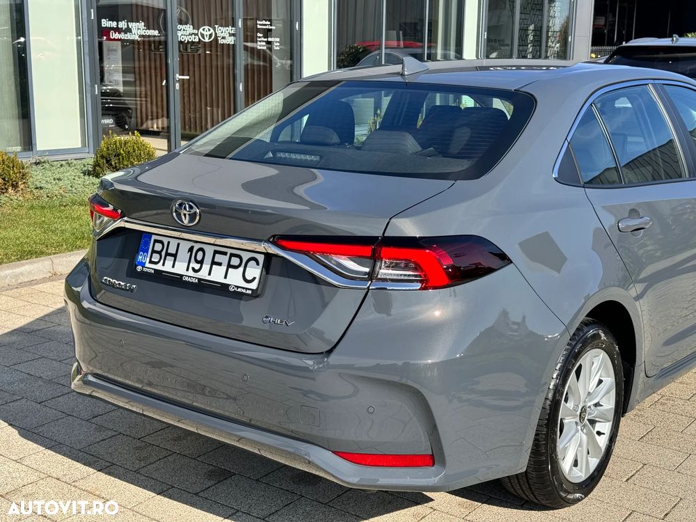 Toyota Corolla 1.8 HSD Business - 9