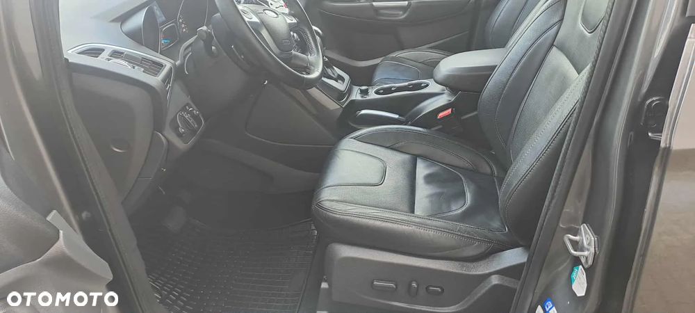 Ford Kuga 2.0 TDCi 4x4 Individual - 23