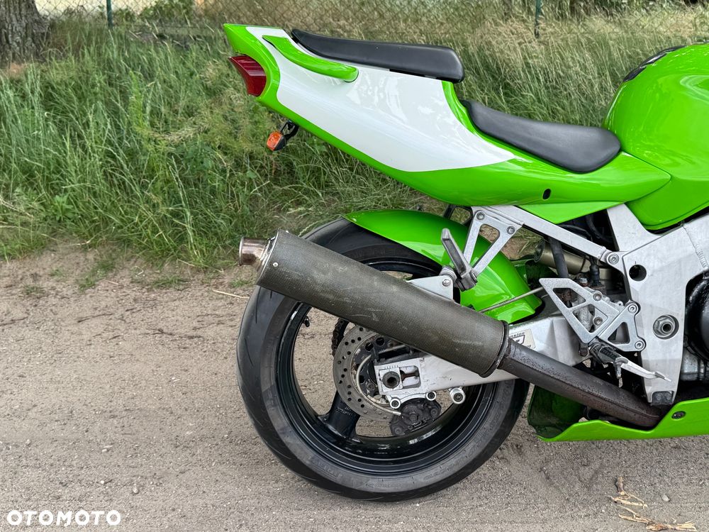 Kawasaki Ninja - 4