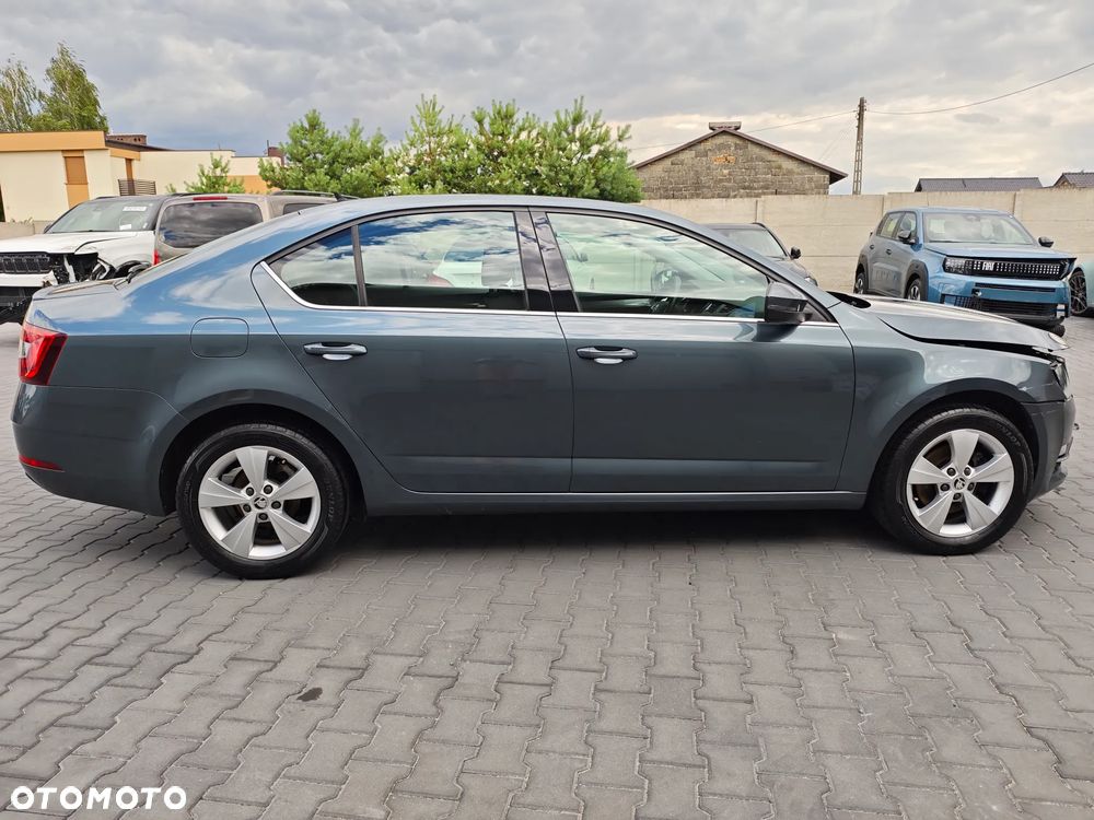 Skoda Octavia 1.5 TSI ACT DSG Ambition - 6