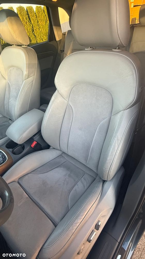 Audi Q5 2.0 TDI Quattro Design S tronic - 17