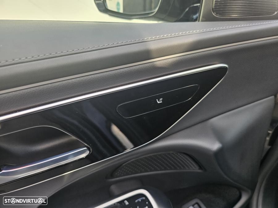 Mercedes-Benz E 300 e Station - 35