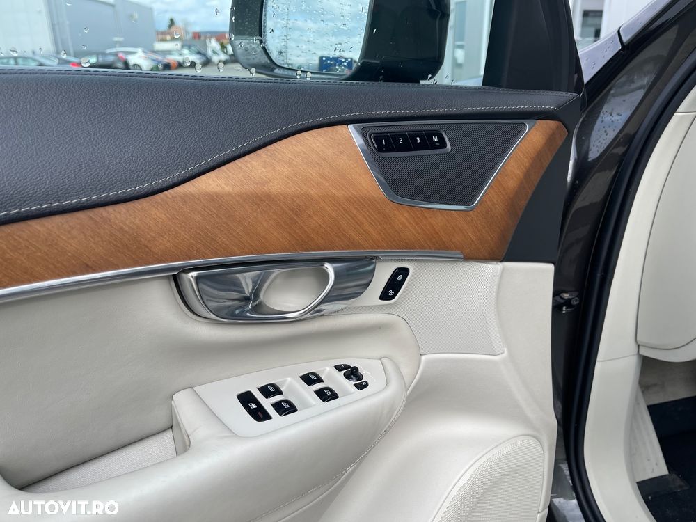 Volvo XC 90 T5 AWD Inscription - 15