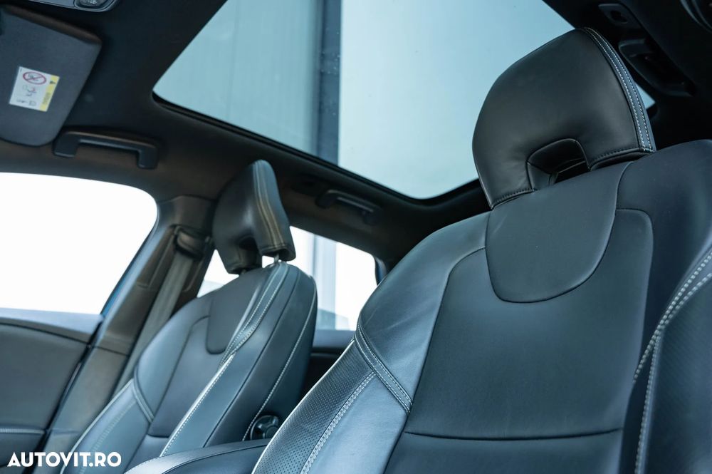Volvo V40 T3 Geartronic RDesign - 7