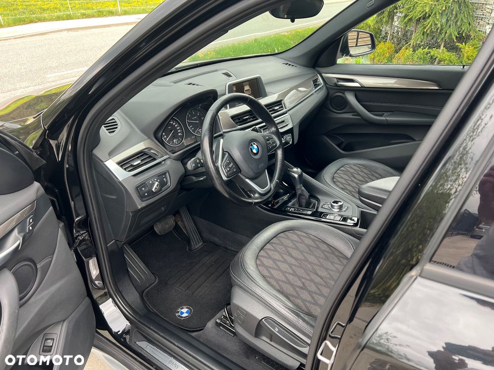 BMW X1 xDrive18d Sport Line - 9