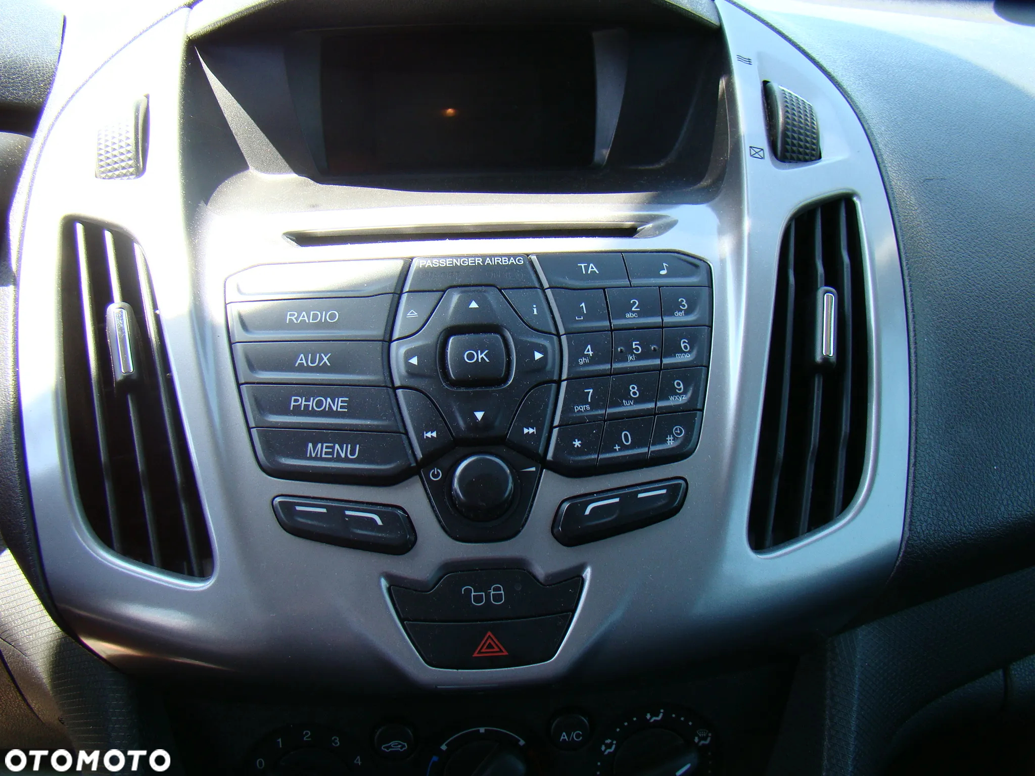 Ford Transit Connect - 18