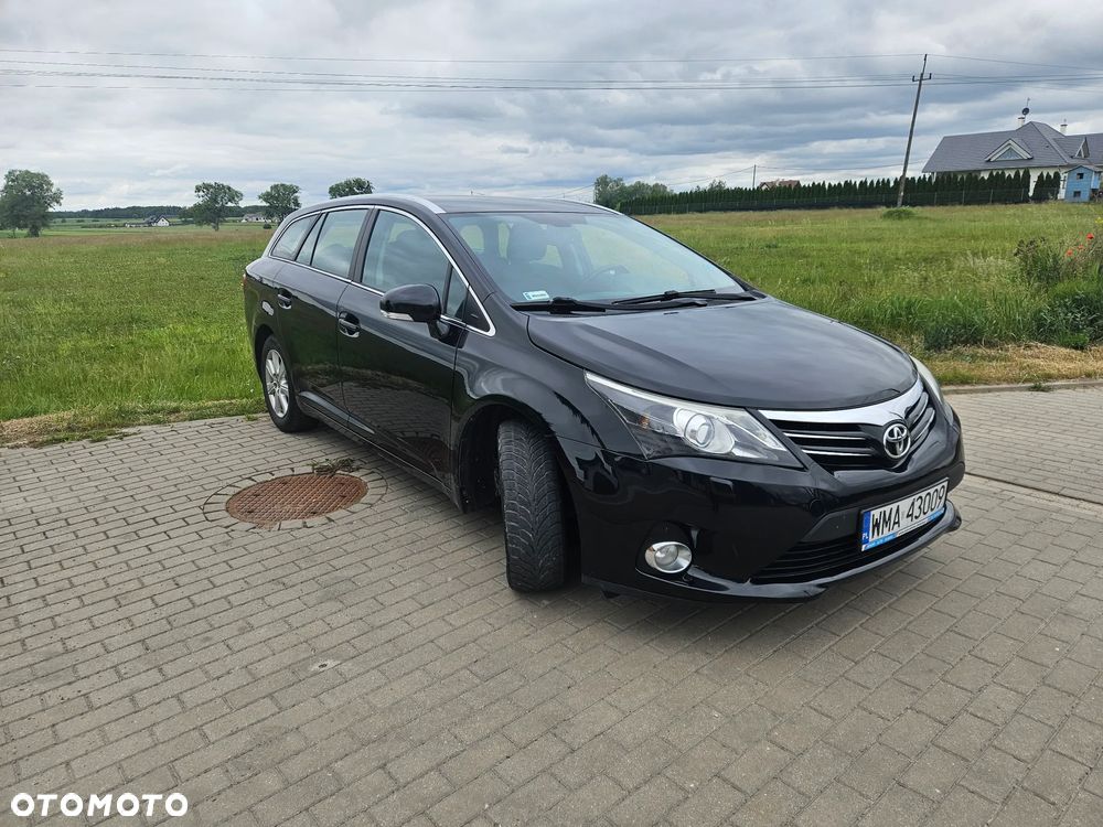 Toyota Avensis 2.0 D-4D Active - 3