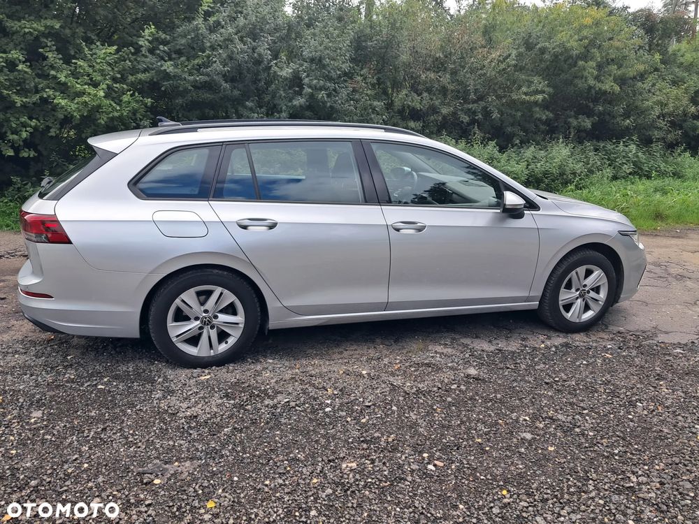 Volkswagen Golf - 10