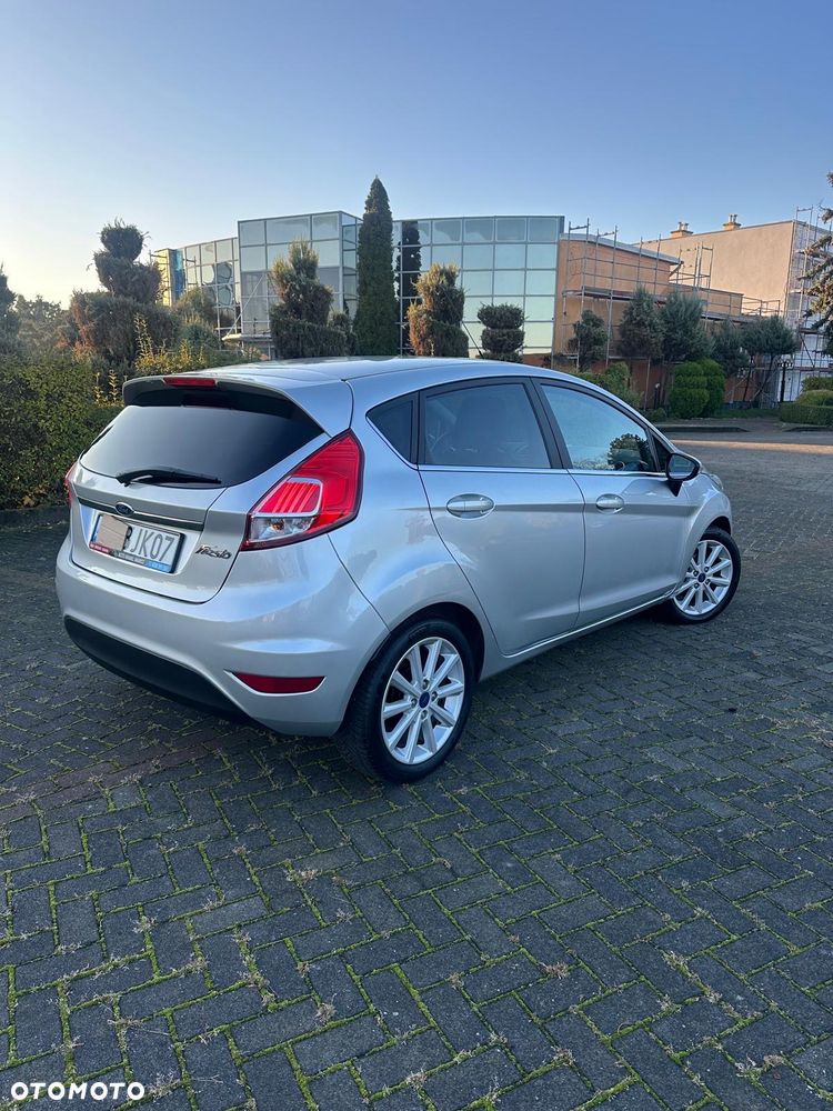 Ford Fiesta 1.5 TDCi Titanium - 9