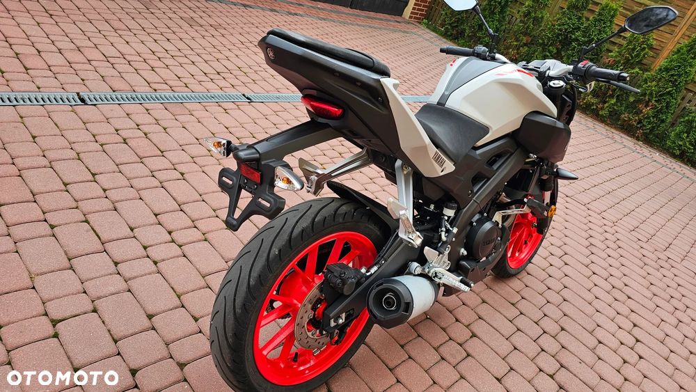 Yamaha MT - 6