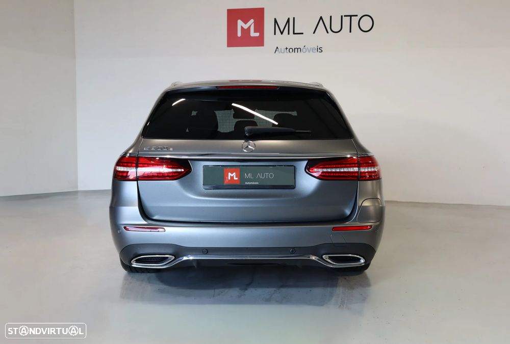 Mercedes-Benz E 300 e AMG Line - 6