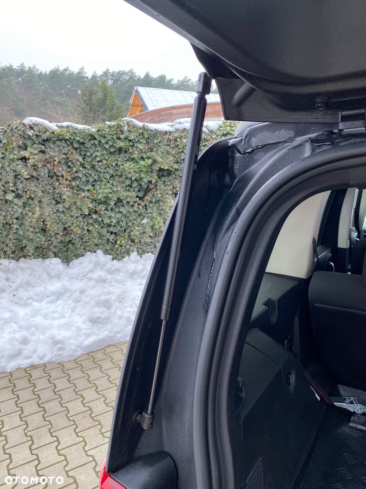 Dodge Nitro 2.8 CRD DPF SE 2WD - 16