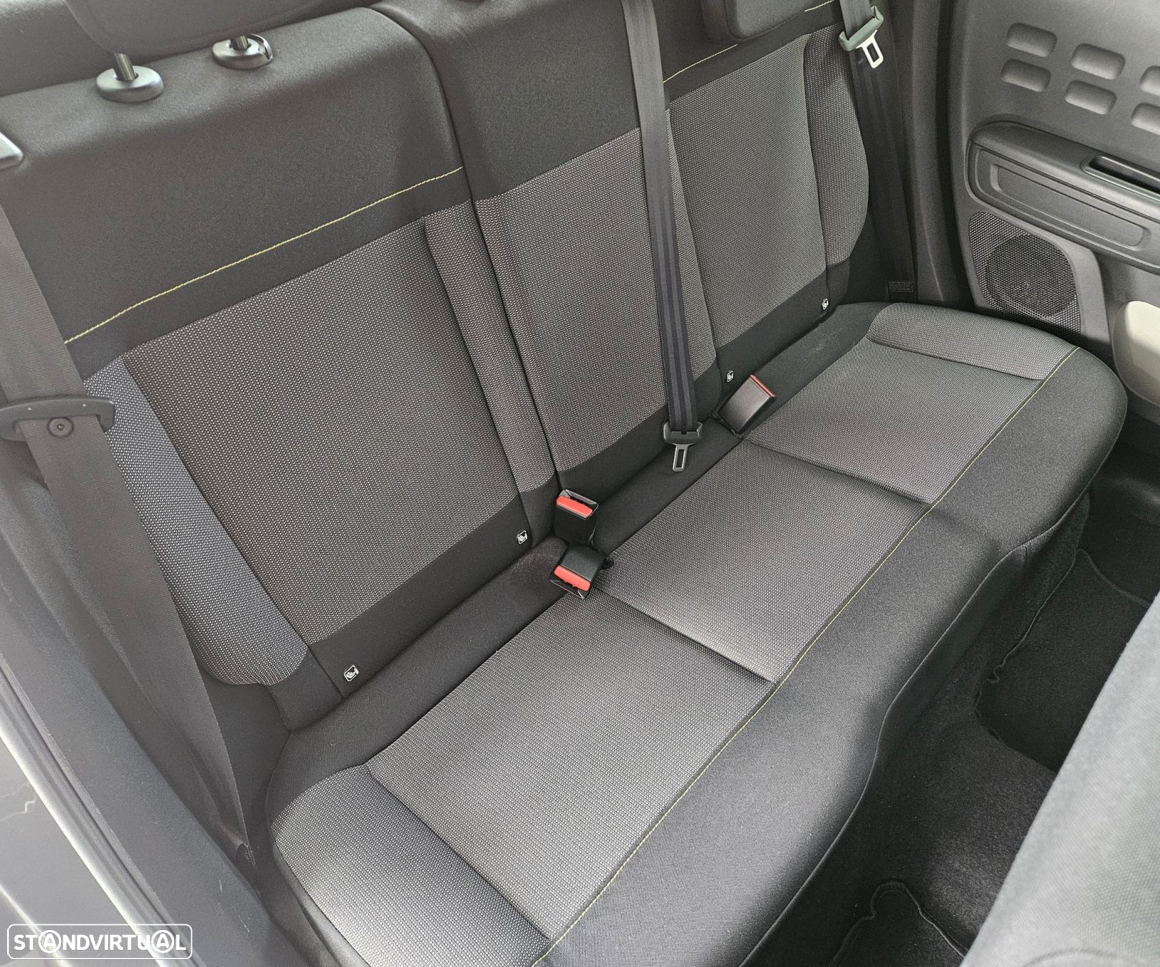 Citroën C3 1.2 PureTech Shine - 33