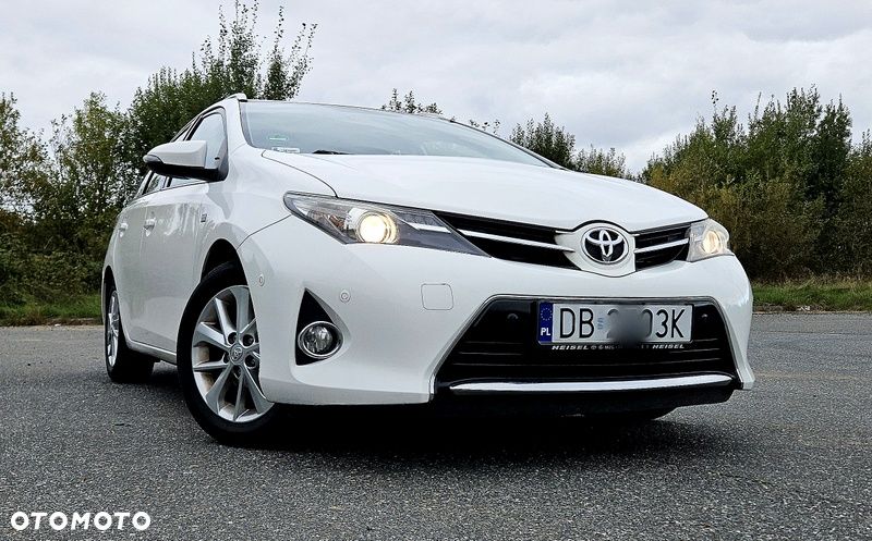 Toyota Auris 2.0 D-4D Comfort - 9