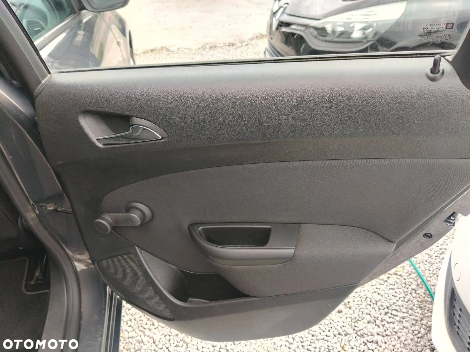 Opel Astra GTC 1.4 Turbo - 24