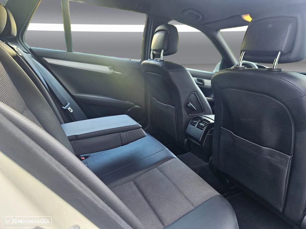 Mercedes-Benz C 220 CDi Avantgarde BE - 35