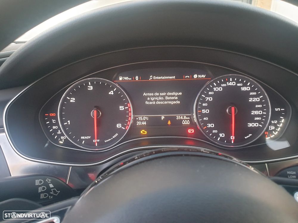 Audi A6 Avant 2.0 TDi Advance S tronic - 23