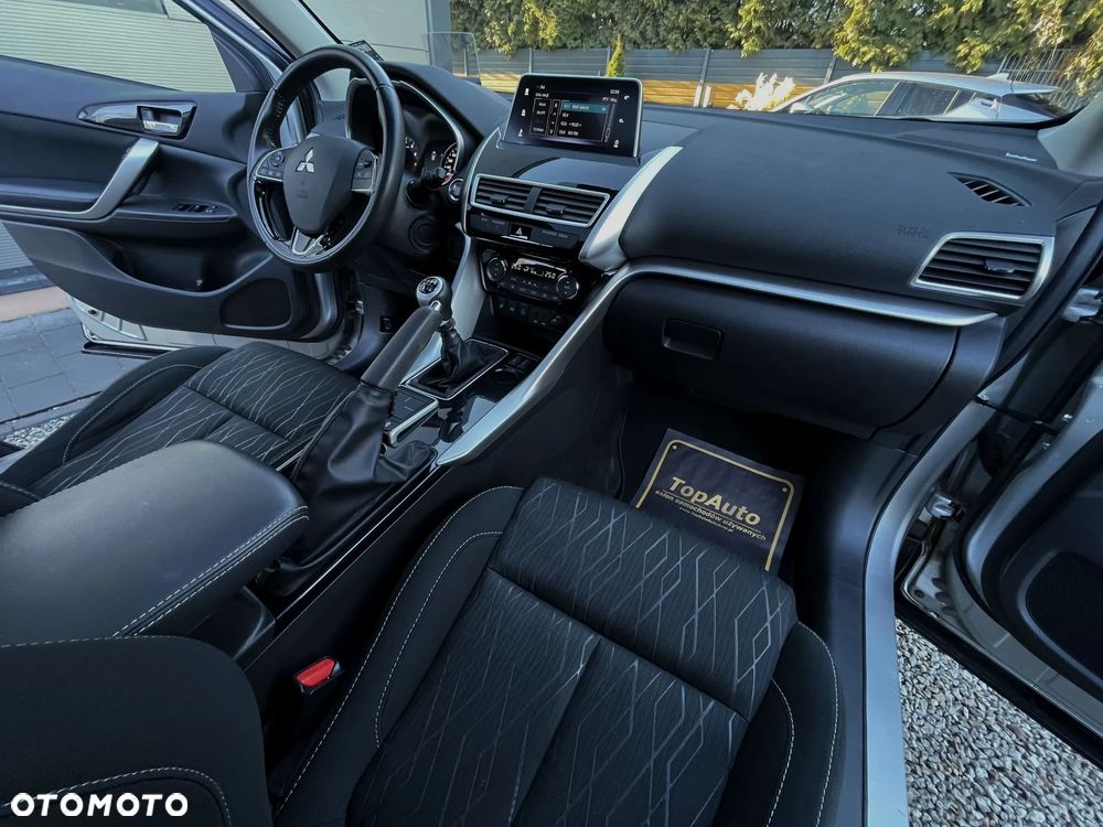 Mitsubishi Eclipse Cross 1.5 T Intense - 15