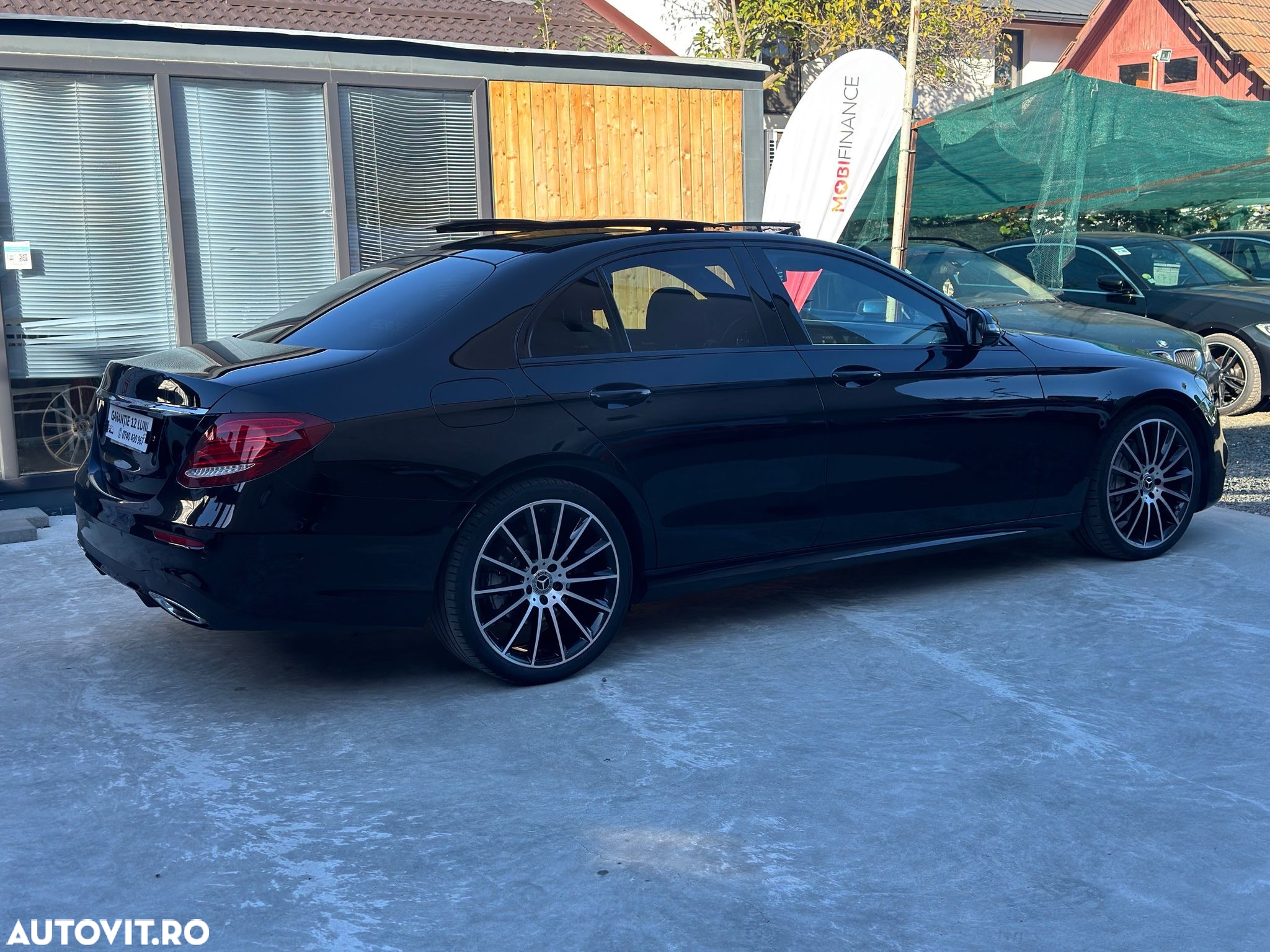 Mercedes-Benz E - 18