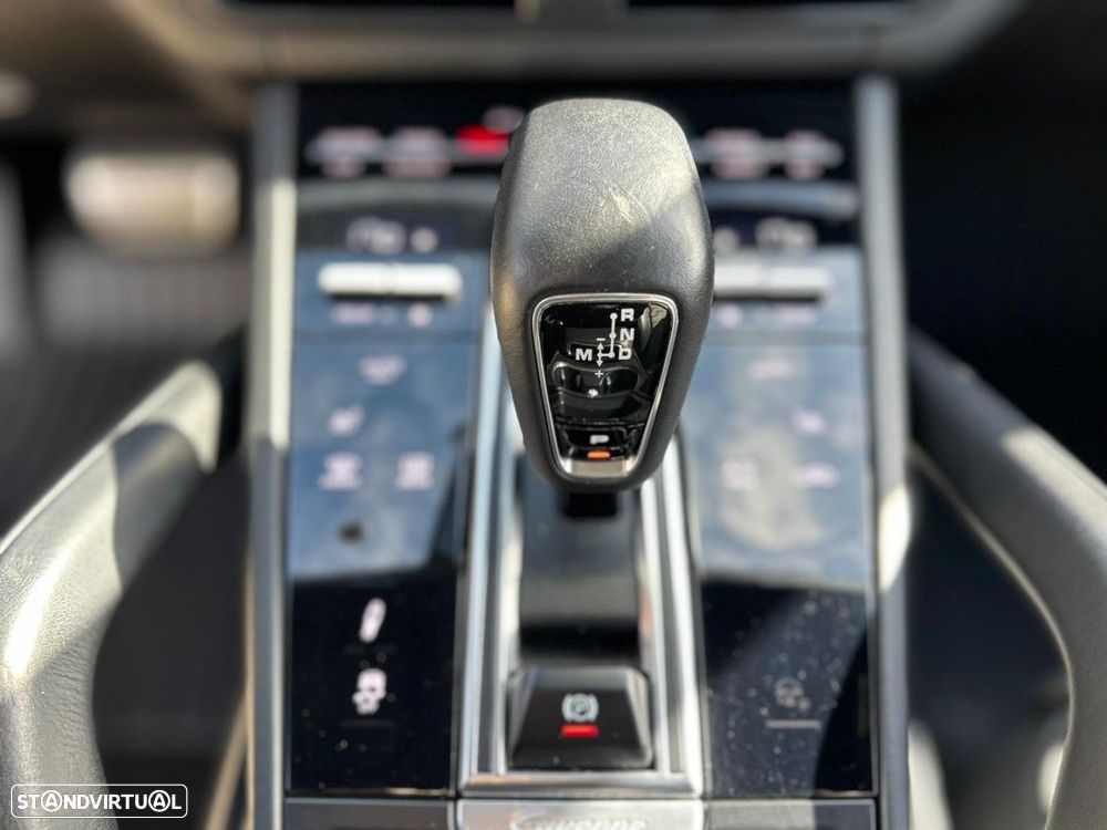 Porsche Cayenne GTS - 23