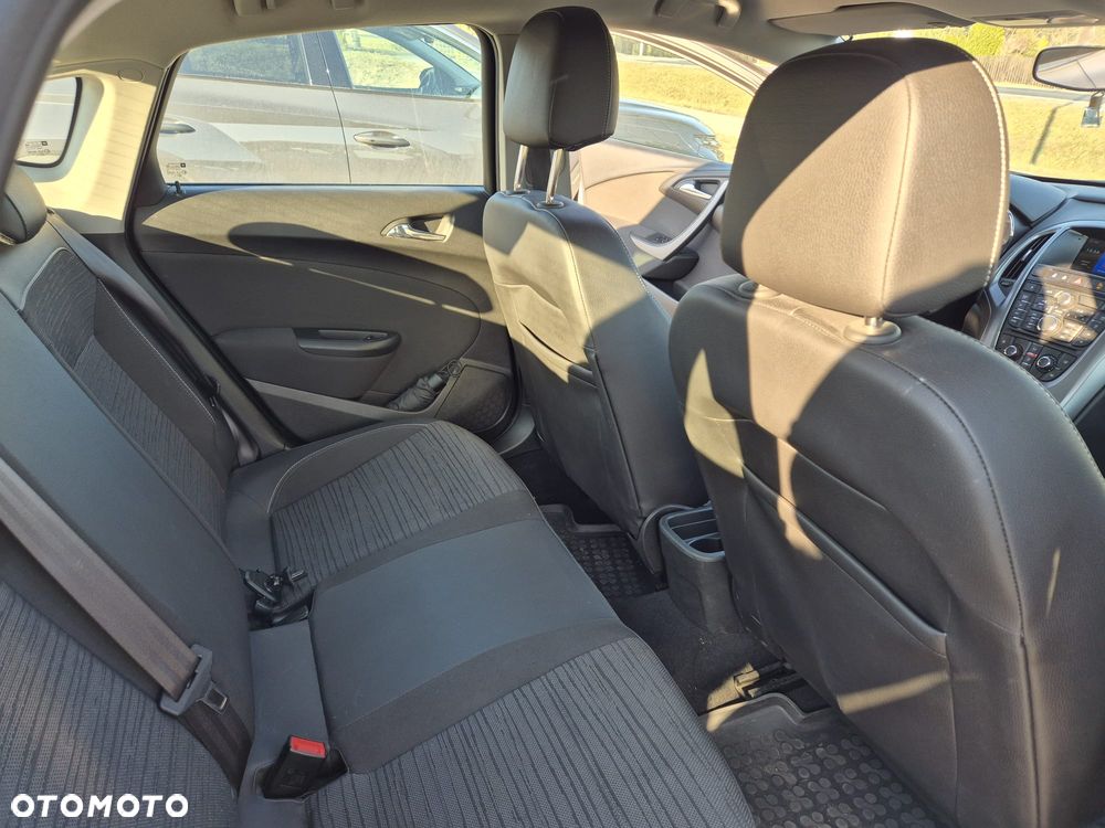 Opel Astra - 20