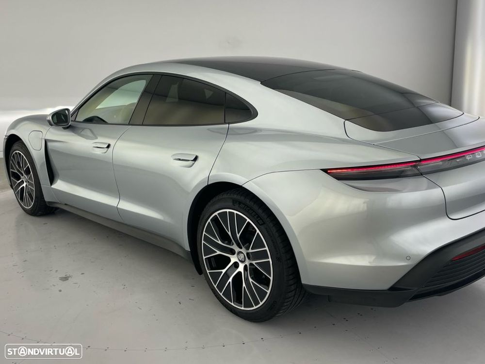Porsche Taycan Standard - 25