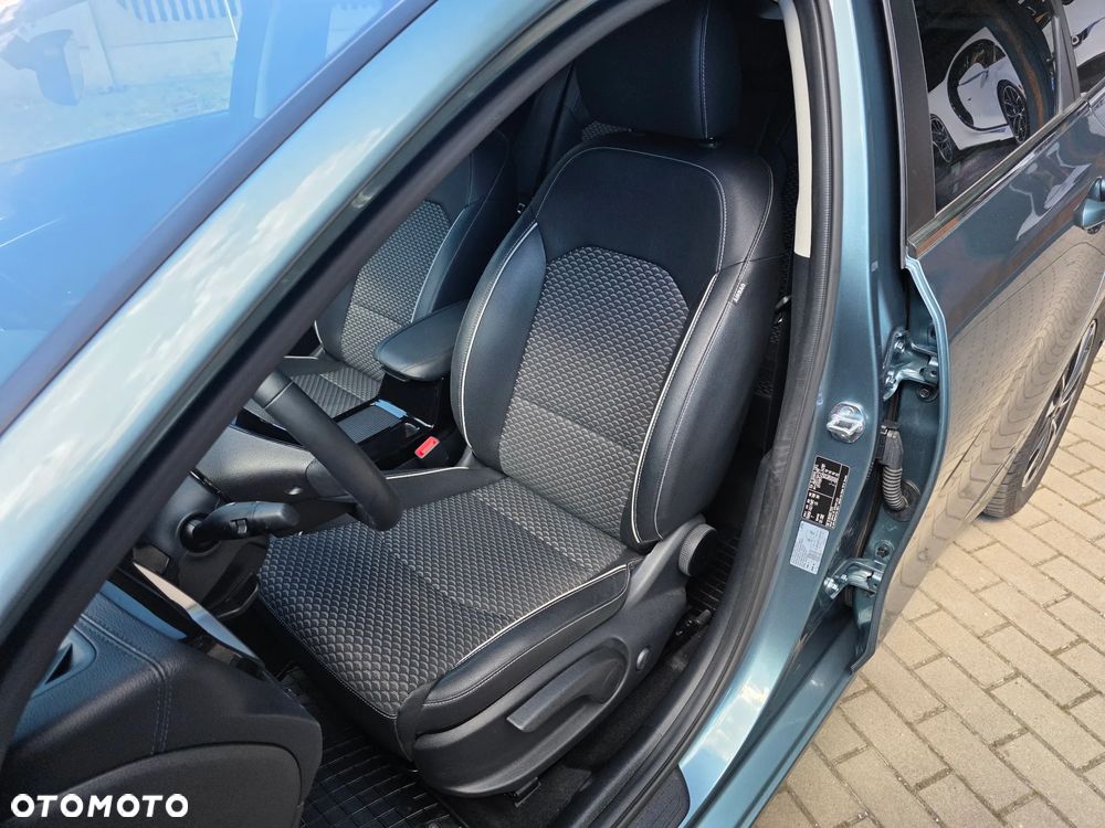 Kia Ceed 1.5 T-GDI M - 10