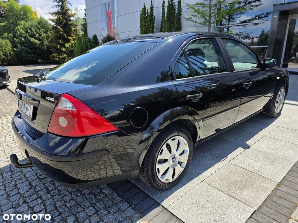 Ford Mondeo 2.0 TDCi Trend - 16