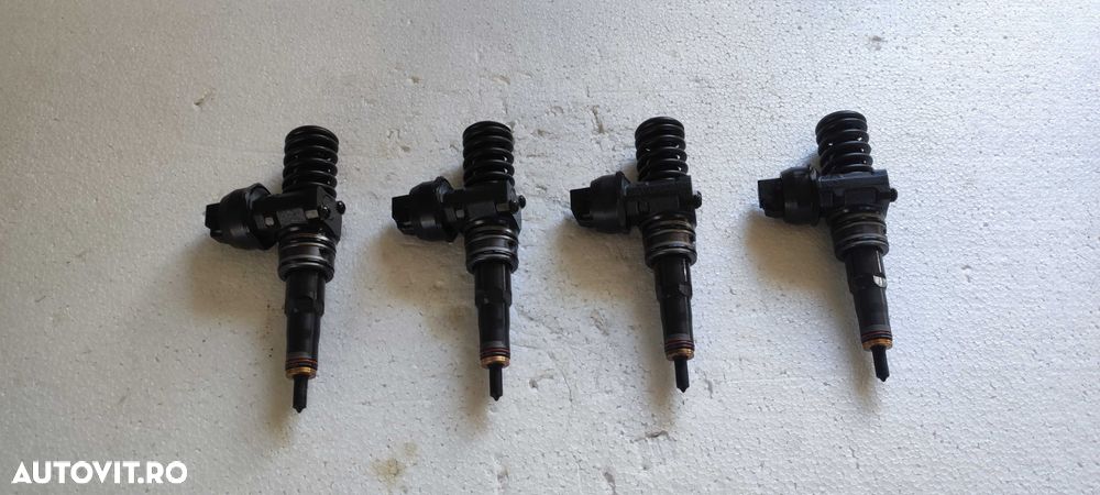 Injector, injectoare volkswagen vw golf 5 break an 2008 cod BXE cod 038130073AG - BA - 1
