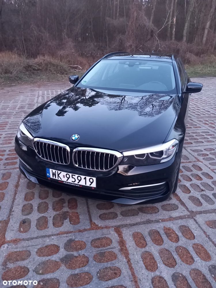 BMW Seria 5 520d Sport Line - 1