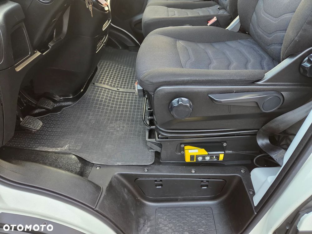 Iveco Daily - 24