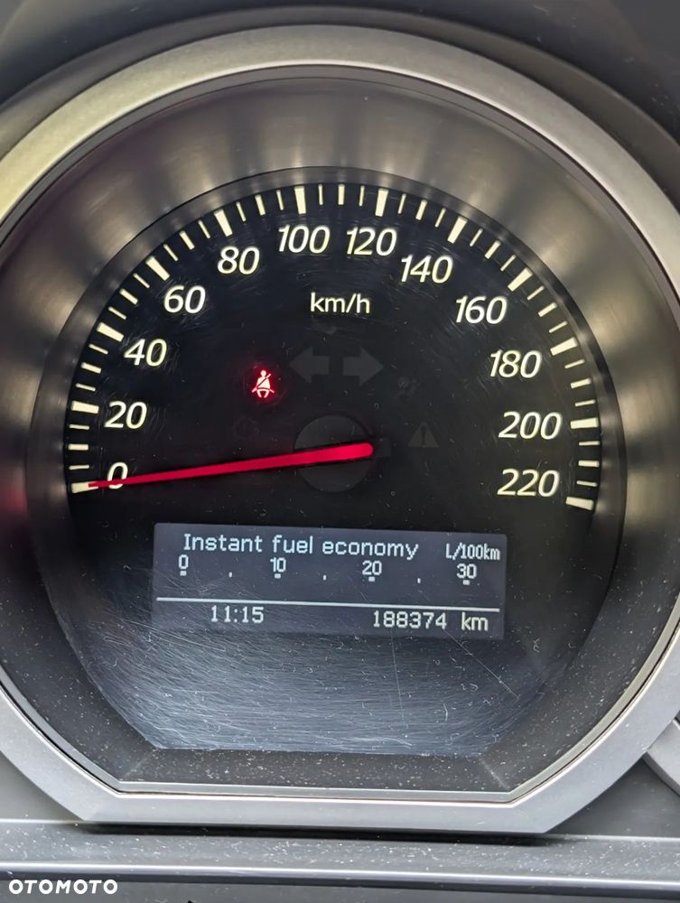 Suzuki Grand Vitara 2.4 De Luxe - 2