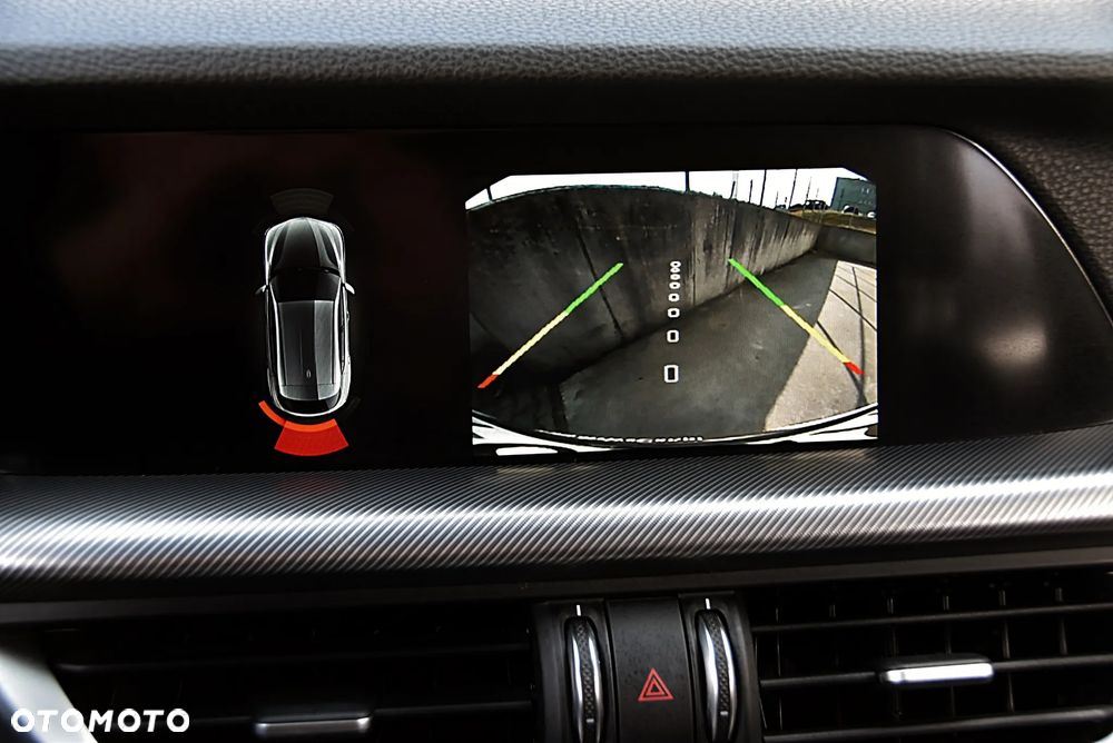 Alfa Romeo Stelvio 2.0 Turbo Veloce Q4 - 29