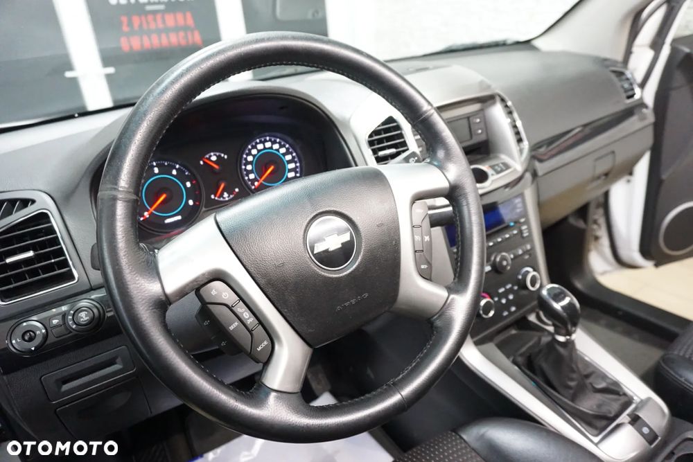 Chevrolet Captiva 2.2 d LS+ - 19