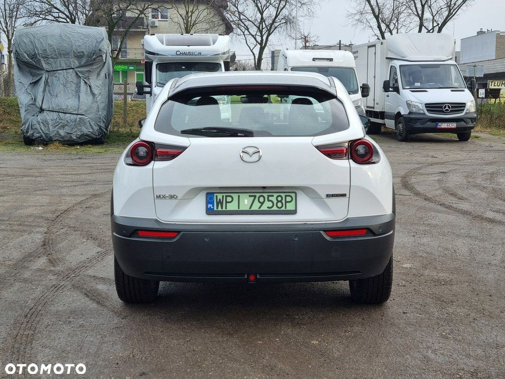 Mazda MX-30 - 4