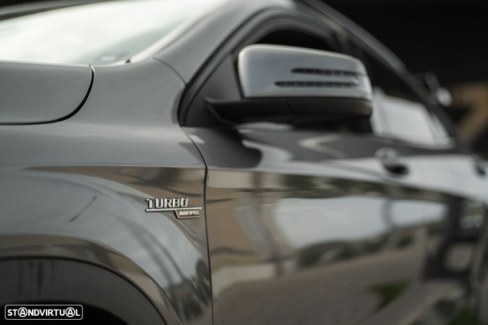 Mercedes-Benz GLA 45 AMG 4Matic 7G-DCT - 10